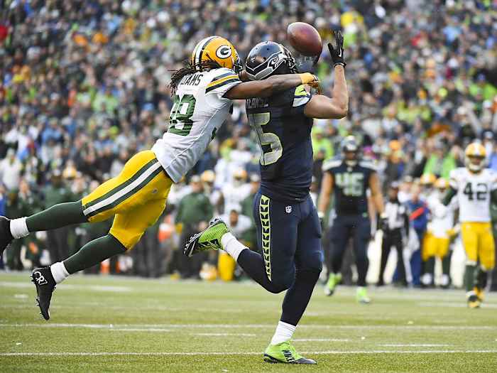jermaine-kearse-c-X159176_TK1_2246.jpg